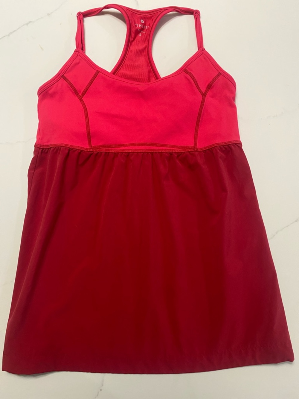 Athleta Retreat Tank top in Sprint Red Built in bra  SMALL